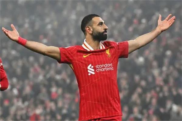 محمد صلاح ضمن قائمة المرشحين لأفضل 11 لاعبًا في العالم لعام 2025