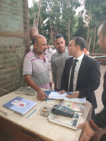 ” استجابة لشكاوى المواطنين على الصفحة الرسمية للمحافظة وصفحات التواصل الاجتماعي والتي تم رصدها من قبل فريق الرصد والمتابعة بالمركز الإعلامي بالإدارة العامة للإعلام والعلاقات ”