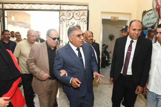 محافظ الدقهلية يتفقد جمعية الفجر الجديد لذوي الهمم من أهل البصيرة بالمنزلة… لقاء أبوي ودعم متكامل لتلبية الاحتياجات .