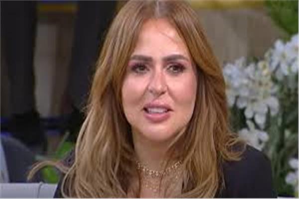 من الشاشة للقفص.. القصة الكاملة لإحالة الإعلامية مها الصغير إلى المحكمة الاقتصادية