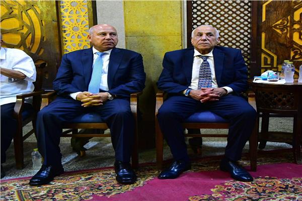 الفريق كامل الوزير يحضر عزاء الراحل محمد صبري