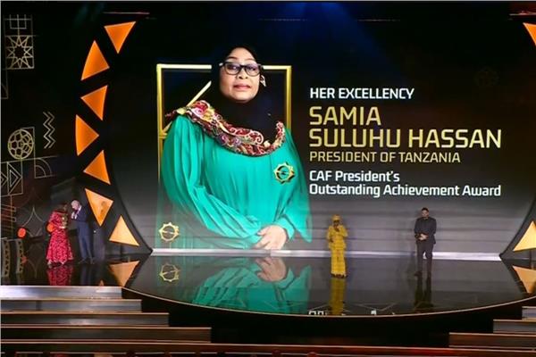 حفل جوائز كاف 2025| 3 رؤساء يحصلون على الإنجاز المتميز