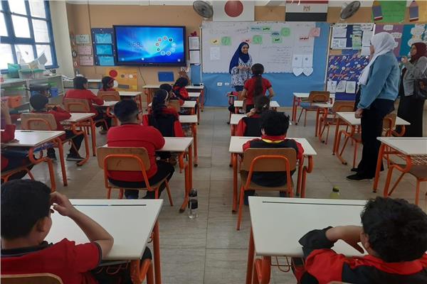 حل أزمة عجز المدرسين.. كيف تمت معالجة أحد أكبر تحديات التعليم؟