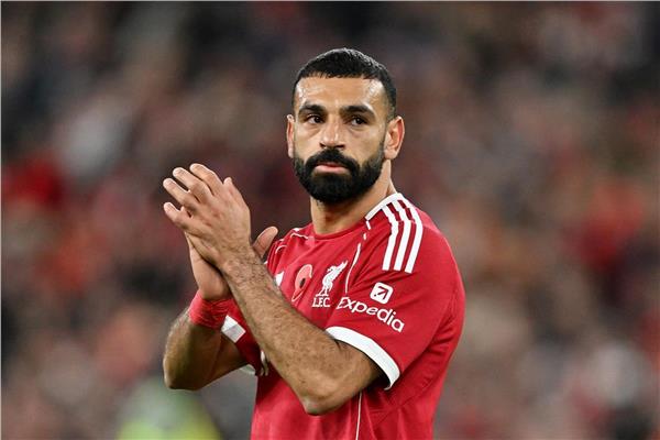 محمد صلاح يحرج الإعلام الإنجليزي ويضرب مثال بهاري كين