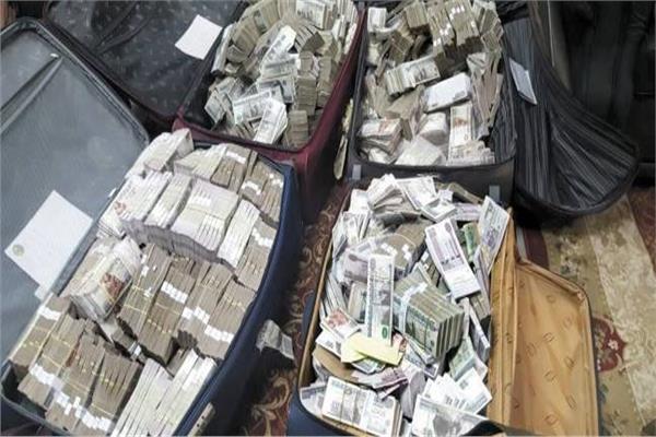 تفاصيل مخطط 3 عناصر إجرامية لغسل 160 مليون جنيه