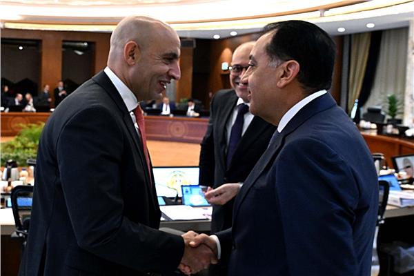 مدبولي: الرئيس السيسي شدد على ترسيخ القيم الأخلاقية والإيجابية داخل المنظومة التعليمية