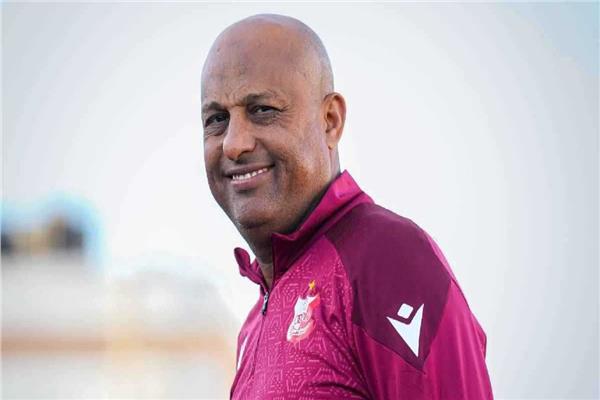 طارق مصطفى يقترب من خلافة عبد الرؤوف في الزمالك.. و3 بدائل في الانتظار