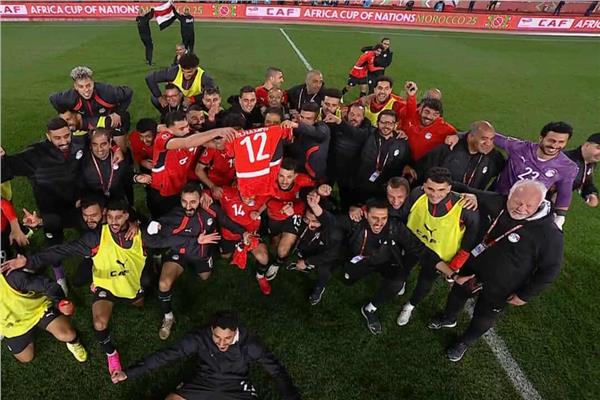 أمم أفريقيا 2025| بقميص محمد حمدي.. منتخب مصر يحتفل بالتأهل لنصف النهائي