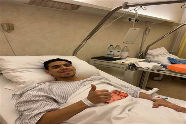 محمد حمدي يجري عملية الرباط الصليبي في ألمانيا