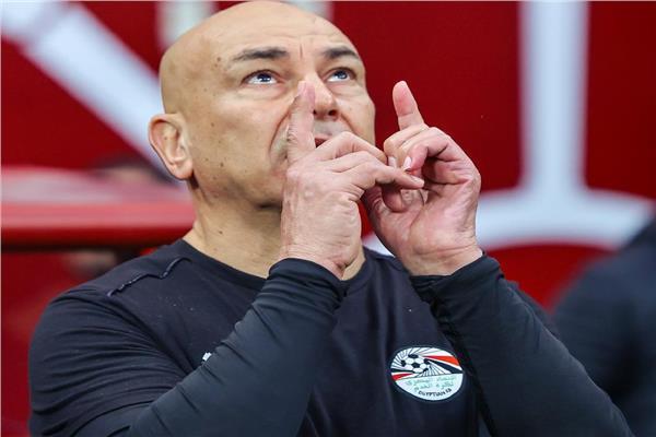 حسام حسن يعلن تشكيل منتخب مصر أمام نيجيريا| تعديلات بالجملة