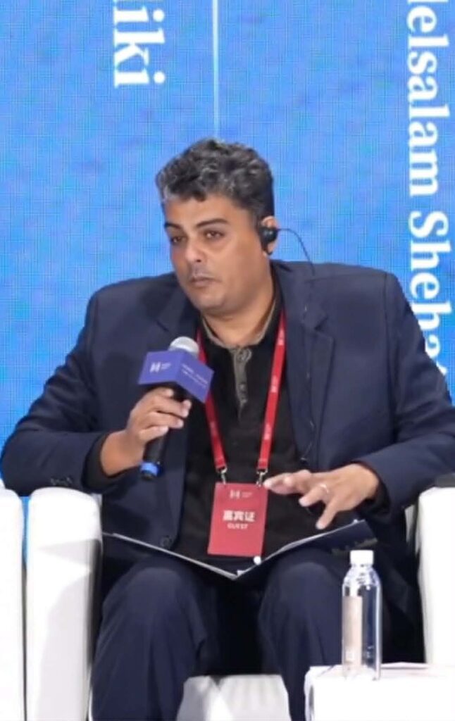 «دِبّ العالم دَب ودبدب» الشاعر سعيد شحاتة: نعيش في غابة تحكمها القوة… والإعلام شريك في التزييف