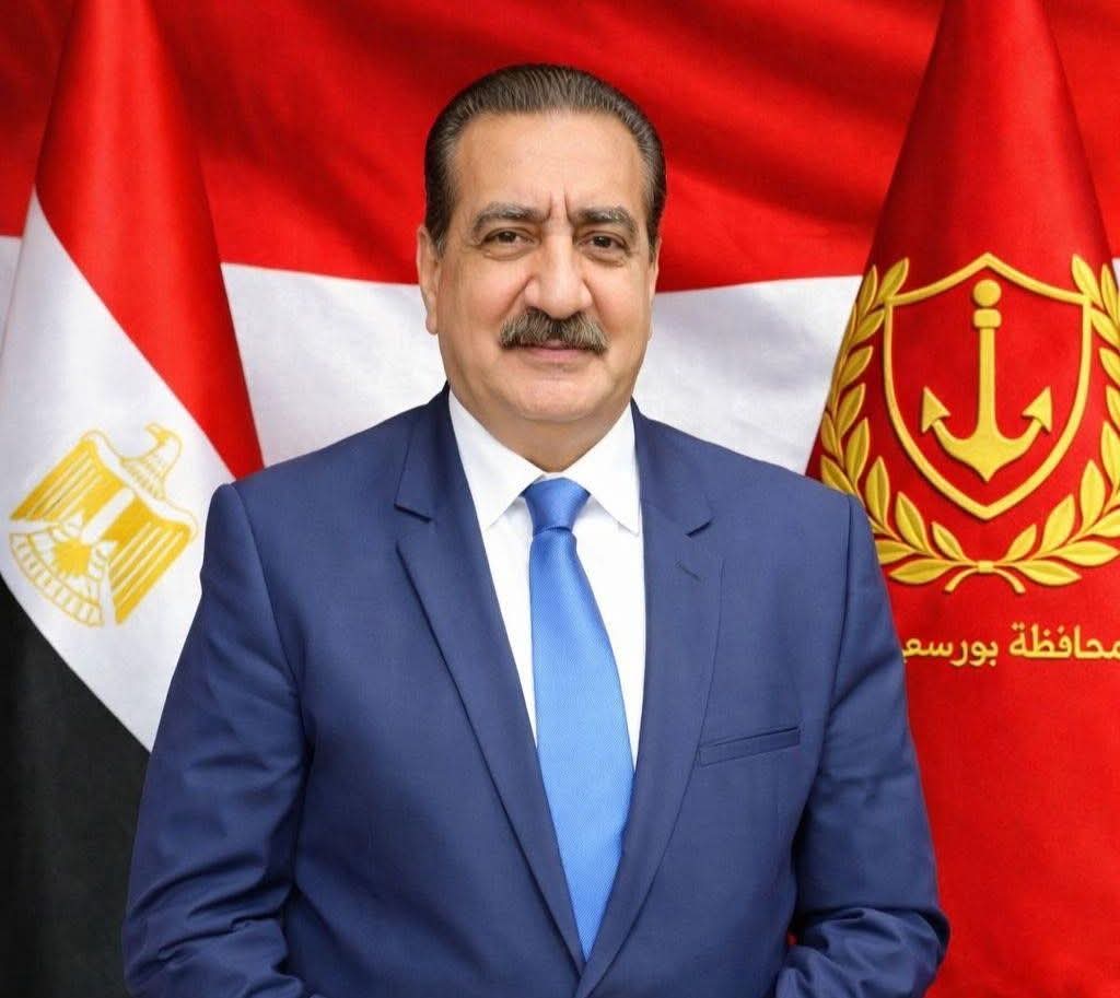 رئيس جامعة بورسعيد، يهنئ اللواء إبراهيم أبو ليمون، بمناسبة تعيينه محافظا لبورسعيد ومؤكدا اعتزازه بعمق العلاقات المؤسسية والتنسيق المستمر بين الجامعة ومحافظة بورسعيد