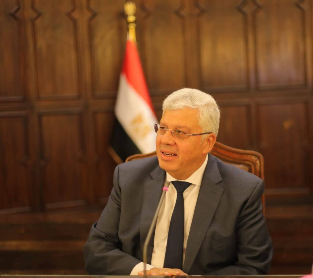 التعليم العالي تُعلن عن إنشاء «برامج الزمالة» بأكاديمية البحث العلمي والتكنولوجيا