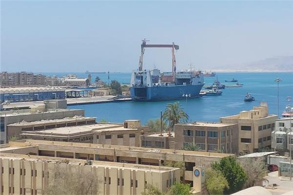 إغلاق ميناء السويس لسوء الأحوال الجوية