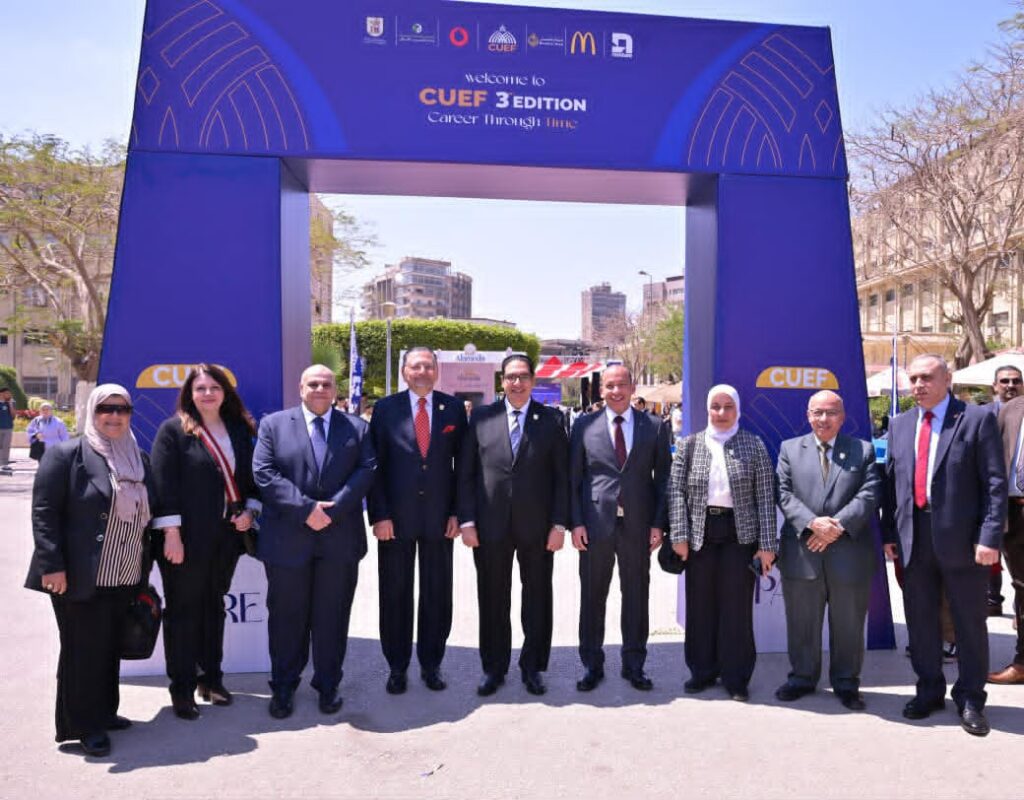 جامعة القاهرة: طب قصر العيني تحتضن فعاليات اليوم الثالث لملتقى التوظيف والتدريب وسط مشاركة واسعة من كبرى المؤسسات الطبية