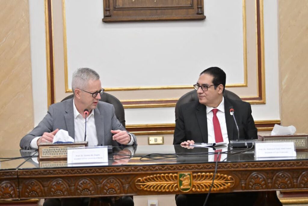 لقاء تشاوري بين جامعتي القاهرة وبرلين الحرة ينتهي بتوقيع مذكرة تفاهم للتعاون الأكاديمي والبحثي