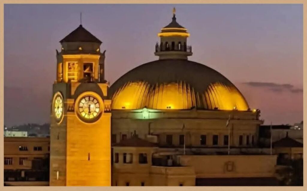 جامعة القاهرة: انتظام الدراسة اليوم الخميس والتيسير على الطلاب خلال امتحانات منتصف الفصل