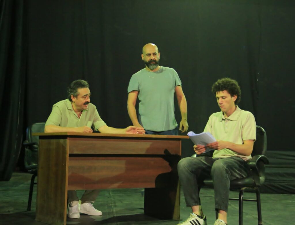 مسرح السلام يواصل بروفات «التياترو» استعدادًا للعرض خلال عيد الأضحى