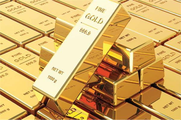 هبوط حاد للمعدن الأصفر.. أسعار الذهب تفقد 80 جنيهاً اليوم في محلات الصاغة