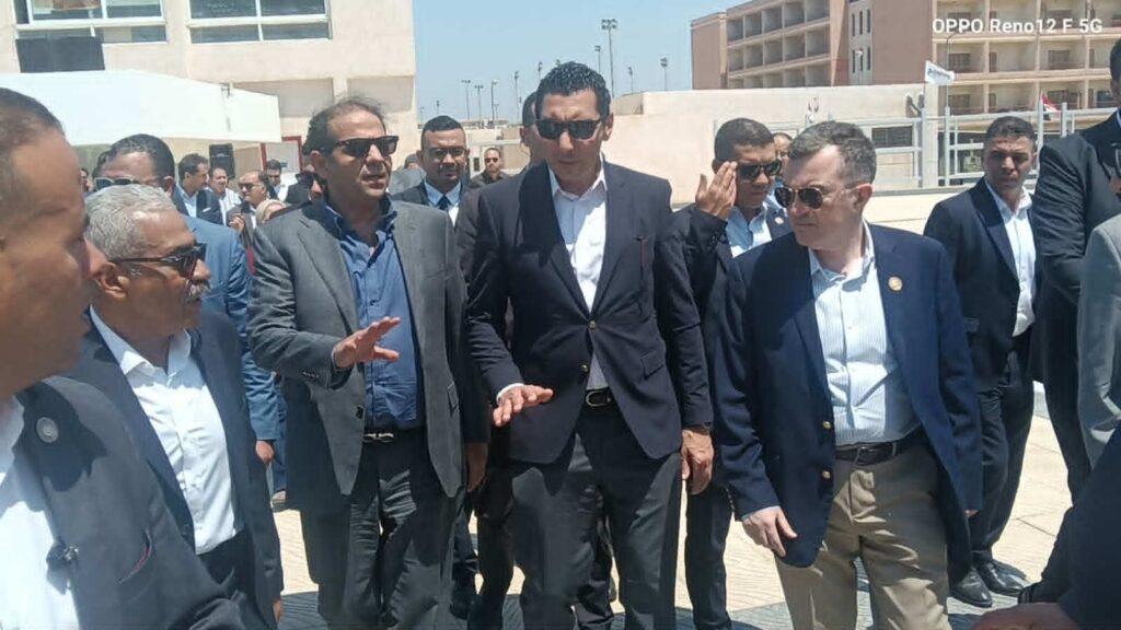 وزيرا التخطيط والشباب والرياضة ومحافظ بورسعيد يشيدون بطفرة جامعة بورسعيد التعليمية والرياضية والطبية خلال جولة تفقدية موسعة برئاسة الدكتور شريف صالح