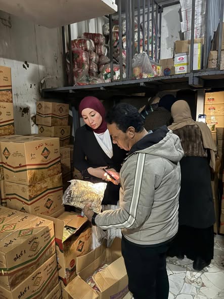 محافظ الدقهلية يتابع جهود حملة مشتركة بين الطب البيطري والتموين بمركز المنصورة أسفرت عن ضبط حوالي 3 طن مصنعات دواجن ولحوم.