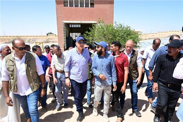 خطة الطوارئ تبدأ من الإسكندرية.. وزير الري يتوعد “ورد النيل”