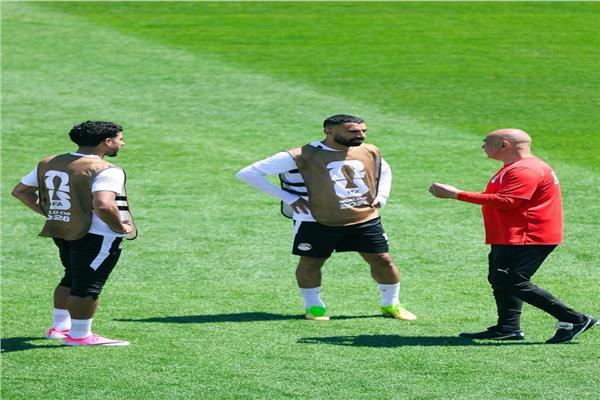 “أجنحة الفراعنة المحلقة”.. صلاح ومرموش يقودان أحلام مصر في مونديال 2026