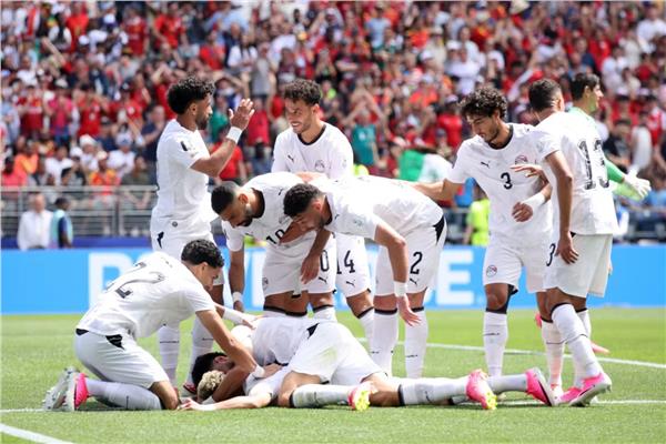 من صاروخية عاشور إلى قيادة الملك.. «فيفا» يتغزل في أداء الفراعنة بمونديال أمريكا
