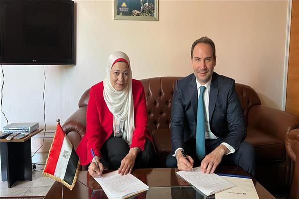 لحماية العمالة بالخارج.. وزارة العمل تطلق وثيقة تأمين فريدة للمصريين في لبنان