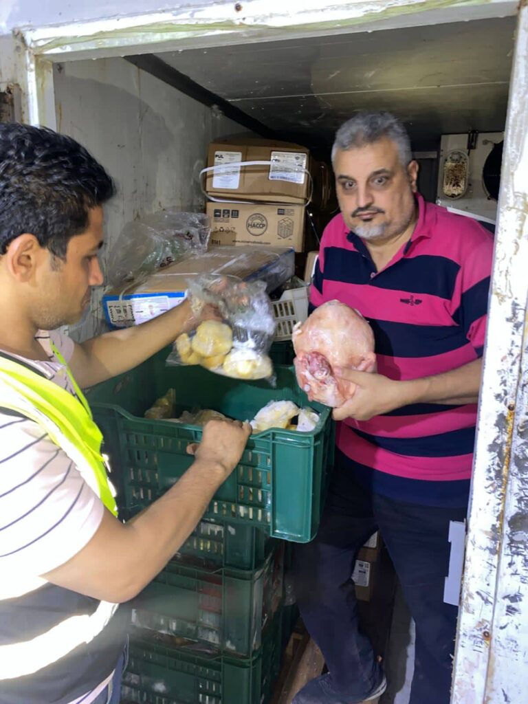 محافظ الدقهلية يتابع حملات الطب البيطري للتفتيش على المحلات والتحفظ على 4.5 طن عينات لحوم ودهون مجهولة المصدر .
