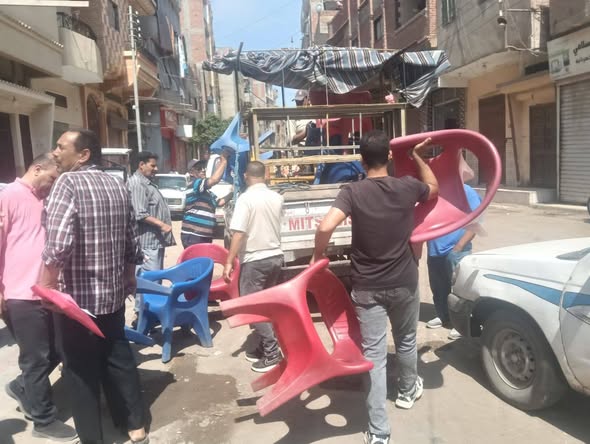 محافظ الدقهلية يتابع حملة لرفع الإشغالات وللتصدي لأجهزة الصوت والمركبات بمركز ومدينة ميت غمر