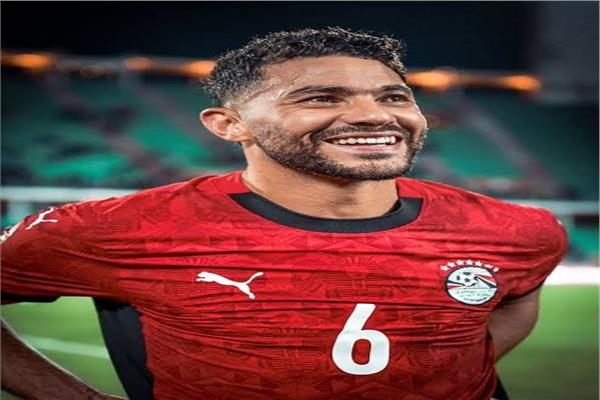 رأسية المجد.. ياسر إبراهيم يضاعف النتيجة ويقرب الفراعنة من ربع نهائي المونديال!