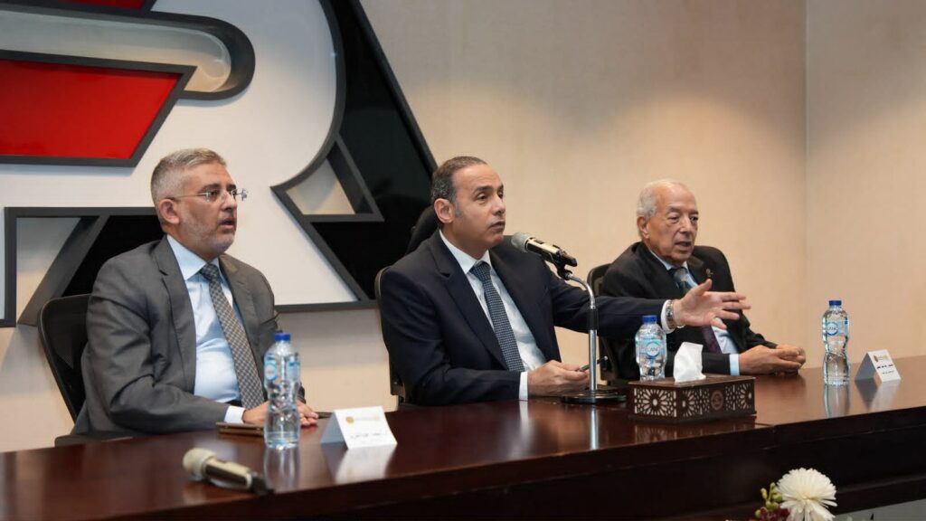 بيان إعلامي د. إسلام عزام رئيس “الرقابة المالية” يبحث مع شركات التأمين سبل تنشيط القطاع والتوسع في المنتجات التأمينية