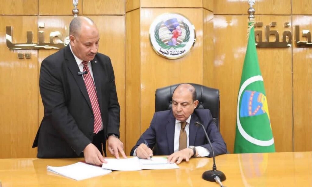 محافظ المنيا يعتمد تنسيق القبول بالصف الأول الثانوي العام