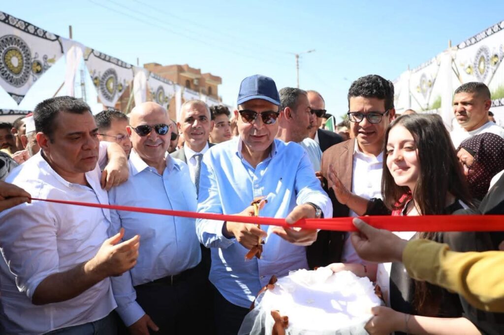 محافظ المنيا يفتتح سوق بنى مزار الجديد