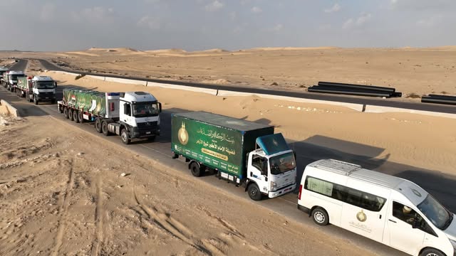 بيت الزكاة والصدقات يعلن دخول القافلة الإنسانية الخامسة عشرة لغزة