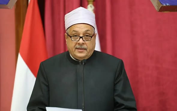 الشيخ أيمن عبدالغني ينعى فضيلة الشيخ عبدالفتاح علام وكيل الأزهر الأسبق