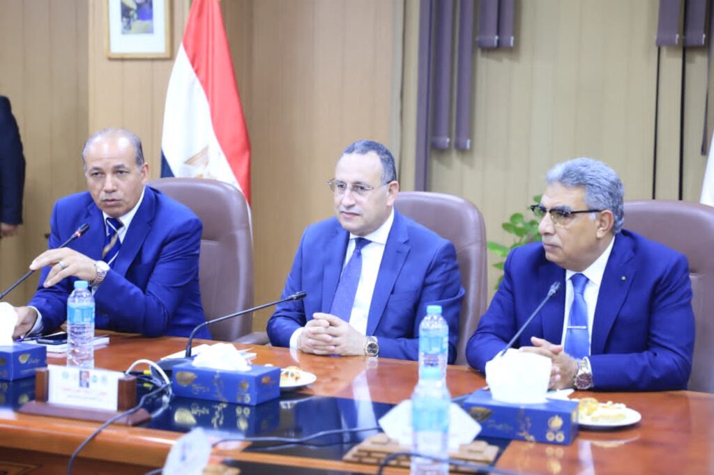 وزارة التعليم العالي والبحث العلمي وزير التعليم العالي يترأس اجتماع مجلس جامعة المنصورة بحضور محافظ الدقهلية ورئيس الجامعة