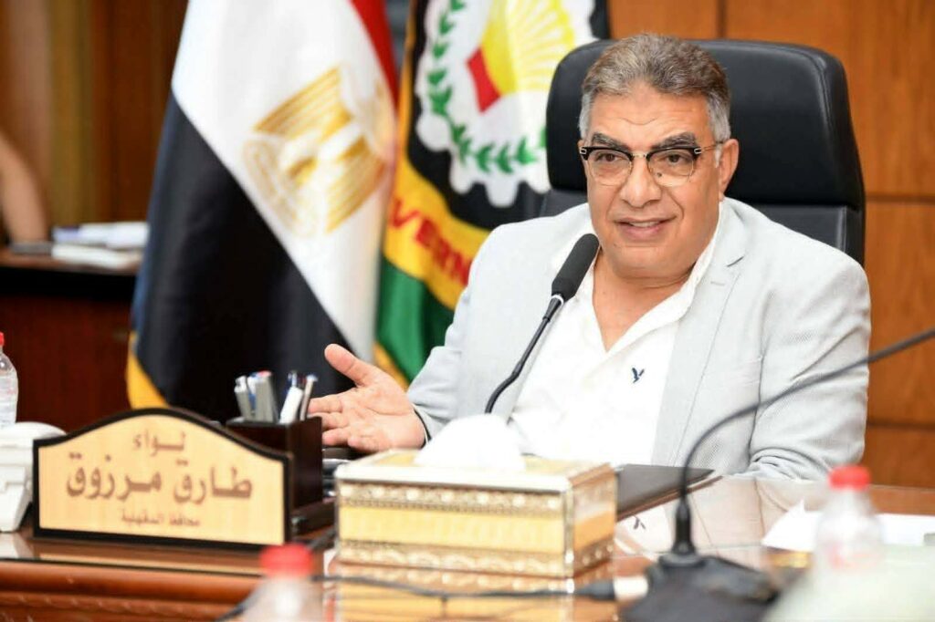 عامان على ولاية “طارق مرزوق”.. محافظ يحارب الفوضى بمفرده وجهاز تنفيذي خارج نطاق الخدمة