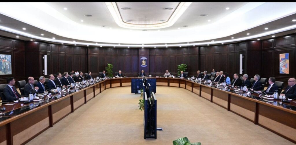 قرارات مجلس الوزراء اليوم.. 12% فوائد الأراضي ومشروعات جديدة للطاقة والصناعة