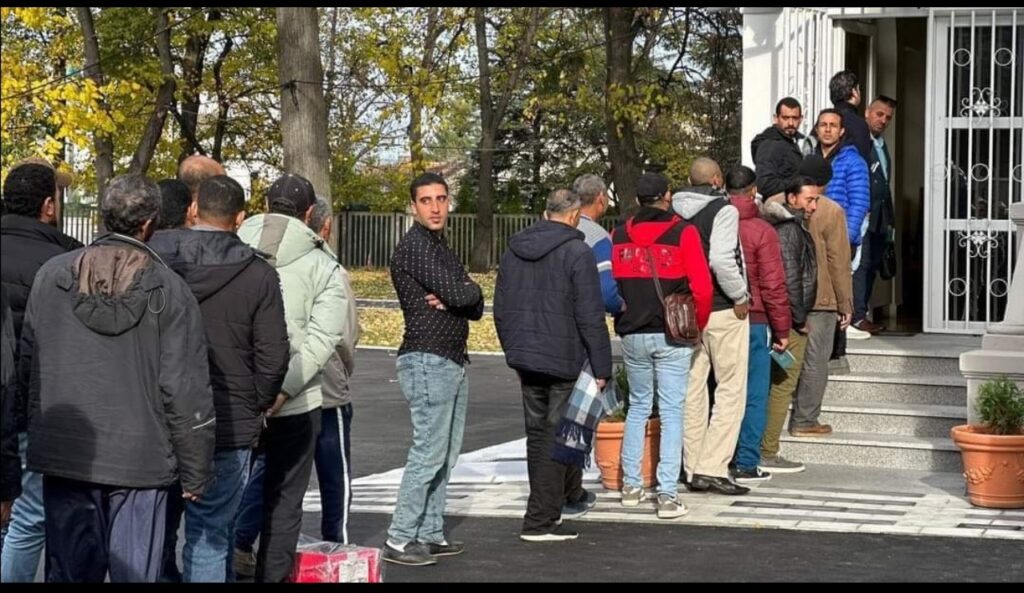 للمصريين بالخارج.. خدمة إلكترونية جديدة لسداد الالتزامات المالية