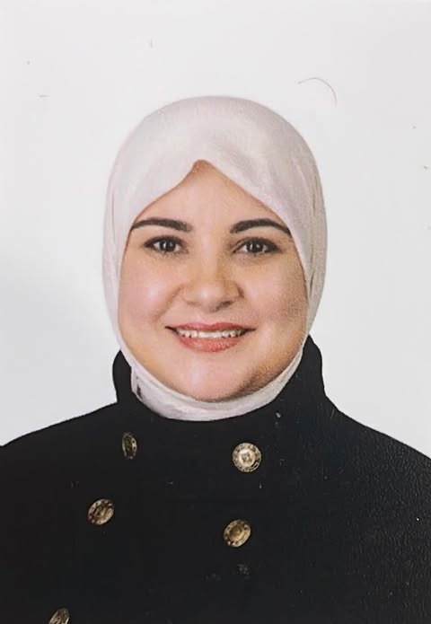 تعيين عميدة لآداب كفر الشيخ بقرار جمهوري
