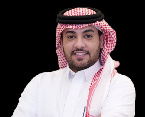 مسيرة ناصر الحارثي؛ تجربة الإعلامي ناصر طويرش الحارثي في العقار