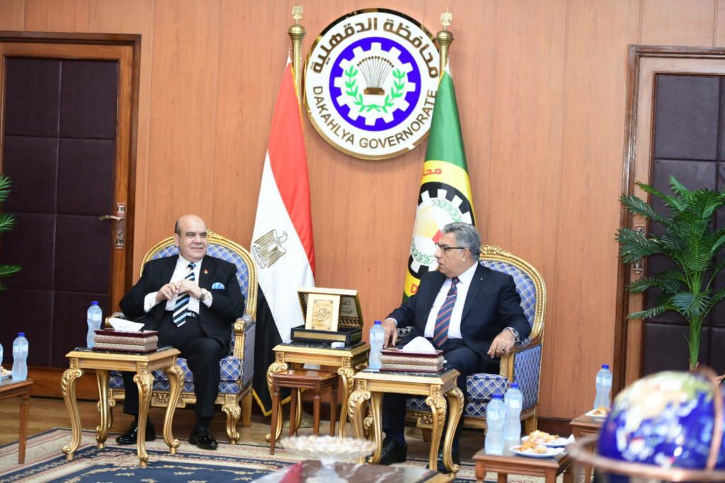 المحافظات والخدمات؛ اللواء طارق مرزوق يستقبل قيادات العدل