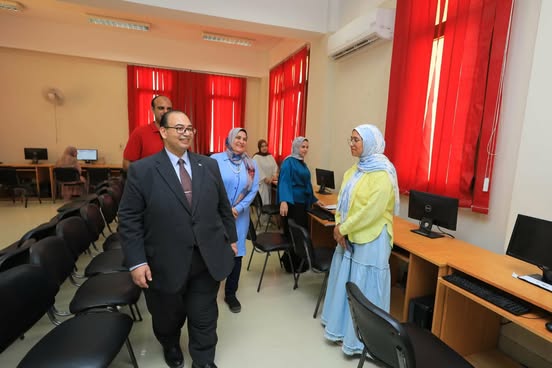 متابعة رئيس جامعة كفر الشيخ أعمال التنسيق