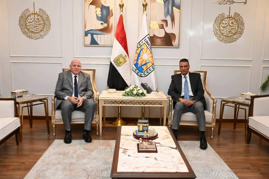 محافظ جنوب سيناء يستقبل مدير الأمن لبحث «تعزيز التنسيق الأمني بجنوب سيناء»