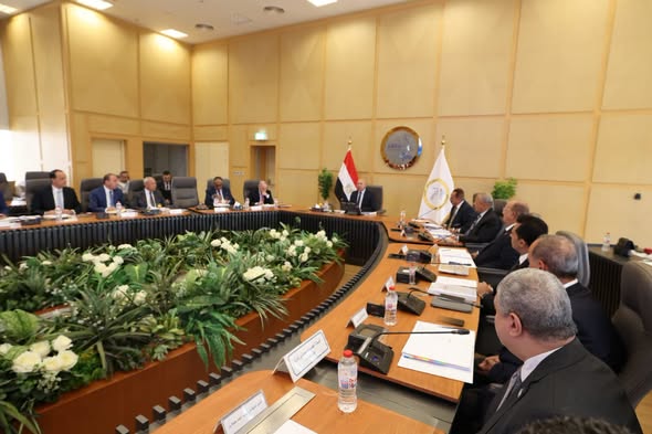 الفريق كامل الوزير يترأس عمومية «المصرية لناقلات البترول» ويؤكد تدعيم أسطولها
