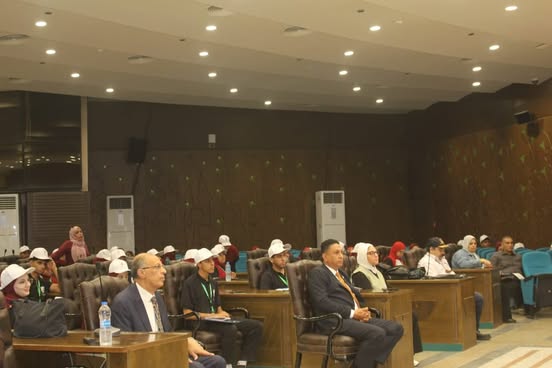 جامعة القاهرة تستضيف رئيس تحرير «الجمهورية» في معسكر «قادة المستقبل» لمناقشة الوعي والهوية الوطنية في عصر السوشيال ميديا