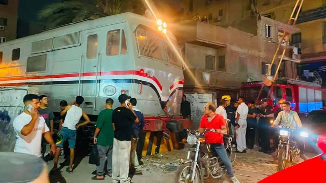بجهود النائب أحمد العجوز.. وزارة النقل تعتمد تطوير 4 مزلقانات بإمبابة والمنيرة الغربية