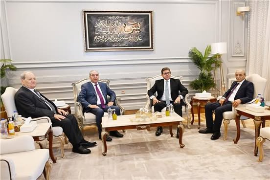 جهود مصرية متواصلة لدعم القضية: رئيس المخابرات العامة يستقبل وفد السلطة الفلسطينية لبحث التطورات الراهنة